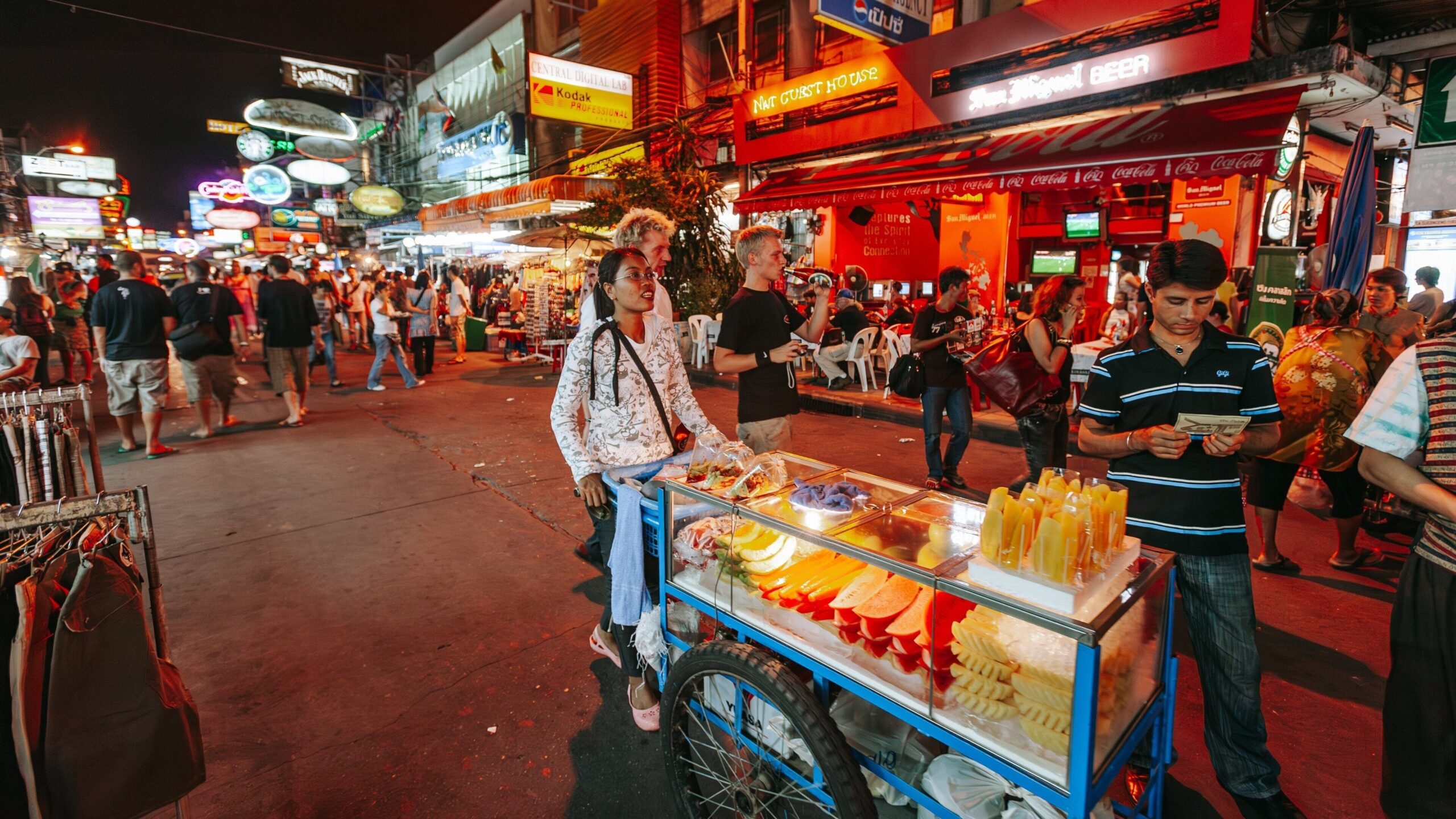 ถนนข้าวสาร 6